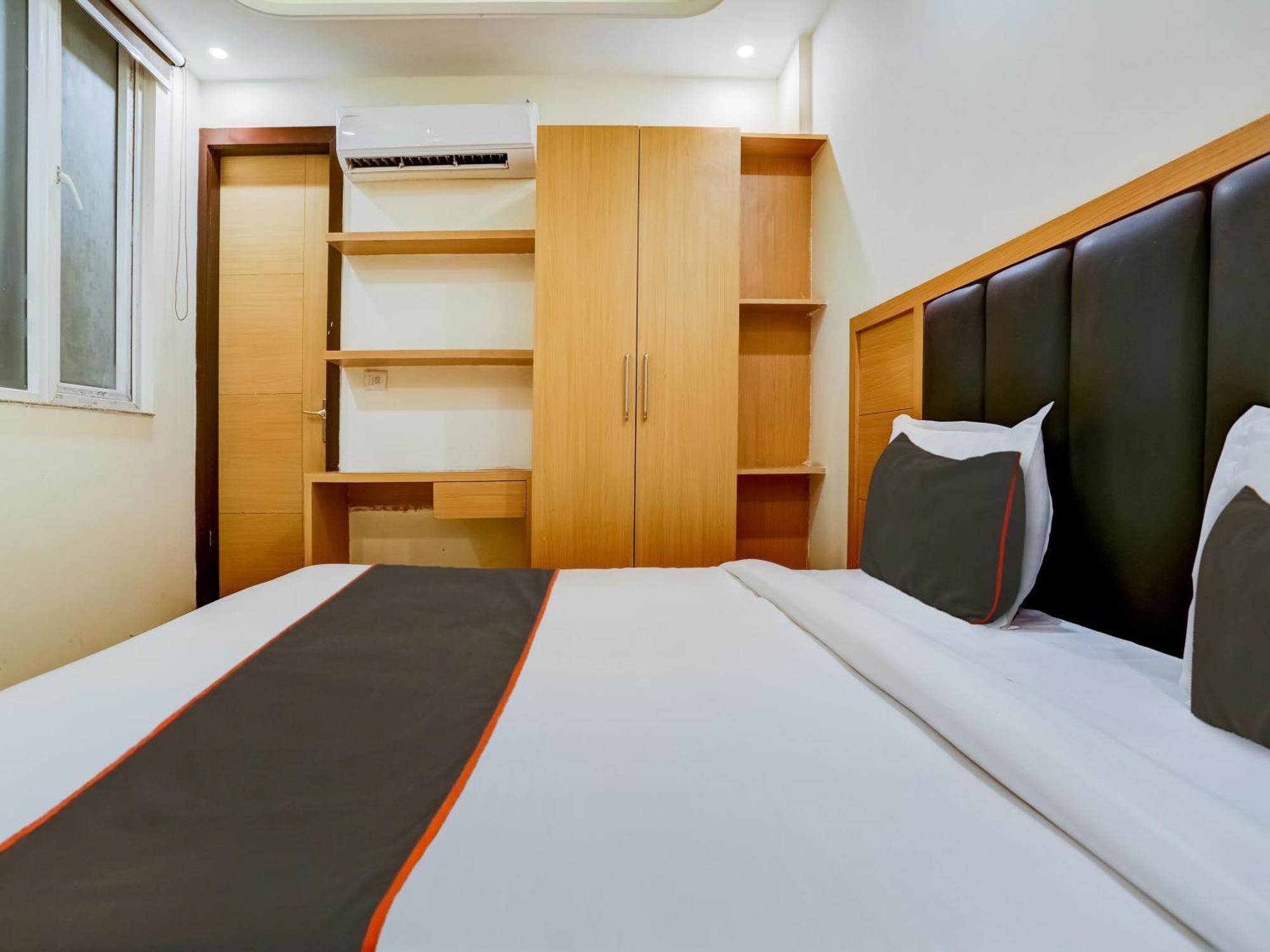 Hotel Collecion O White House Nowe Delhi Zewnętrze zdjęcie
